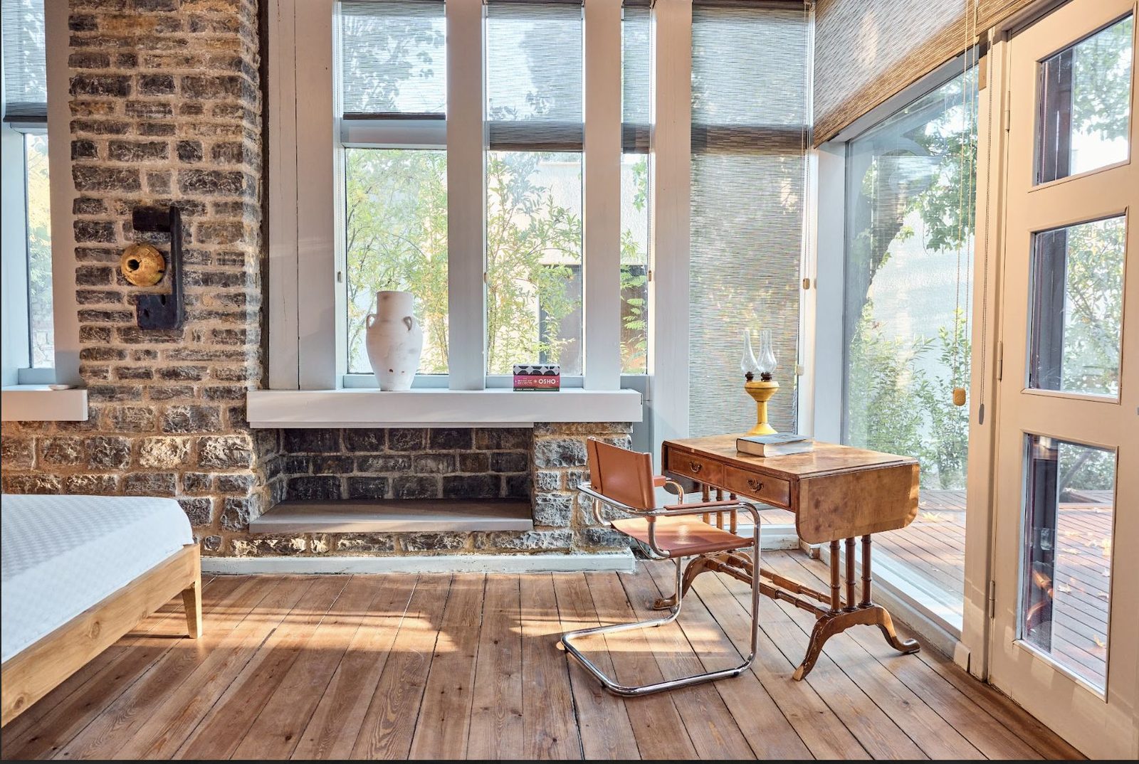 The interior and the desk