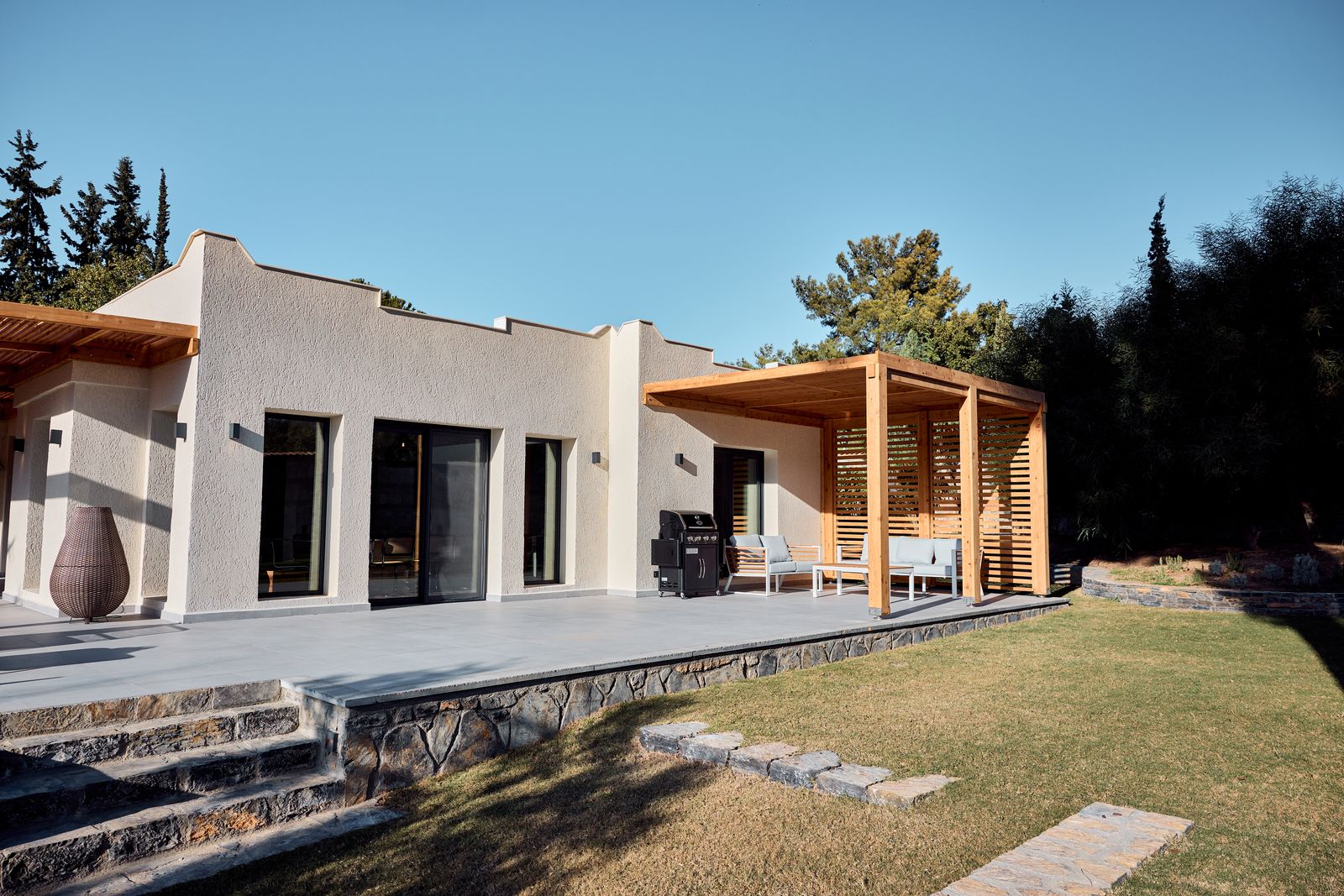 The villa from the garden